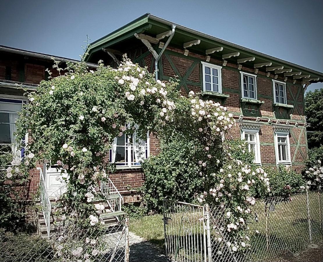 Villa B Das Zauberhafte Chalet Vetschau Exterior foto